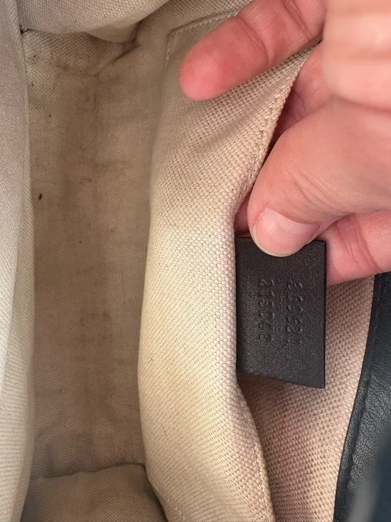 GUCCI BLACK GUCCISSIMA EMILY SMALL CHAIN SHOULDER BAG - Picture 9 of 9